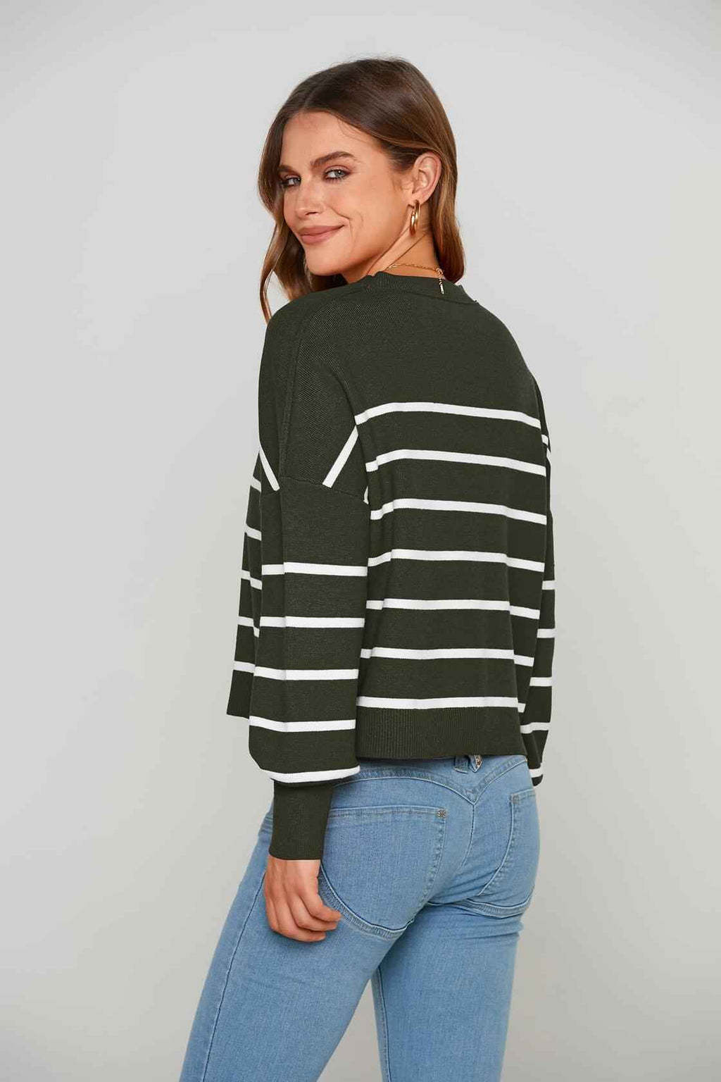 PRETTYGARDEN Women's White Fall Cropped Striped Sweater Oversized Size L