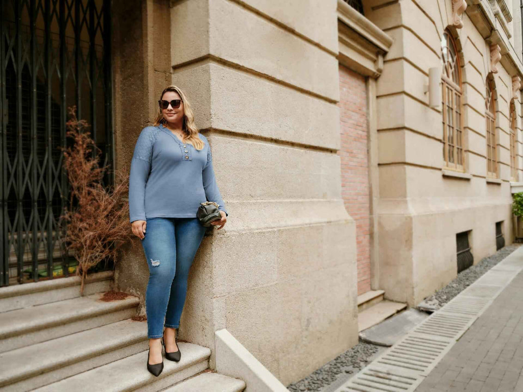 Hanna Nikole Women's Long Sleeve Shirt Trendy Grey Blue Size 20 Plus