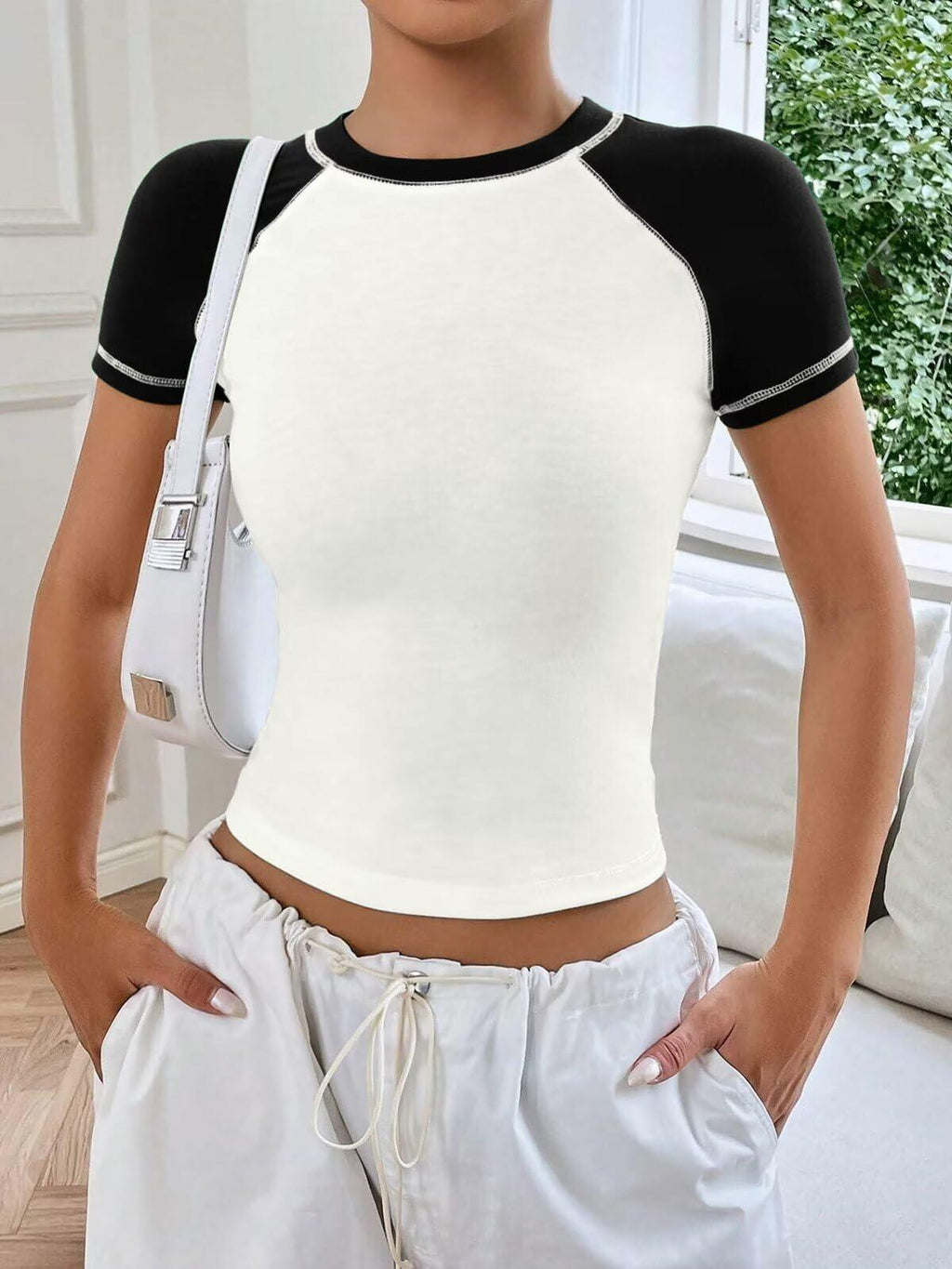 Women's Short Sleeve Crewneck Slim Fit White with Black Sleeve T Shirt Size XL