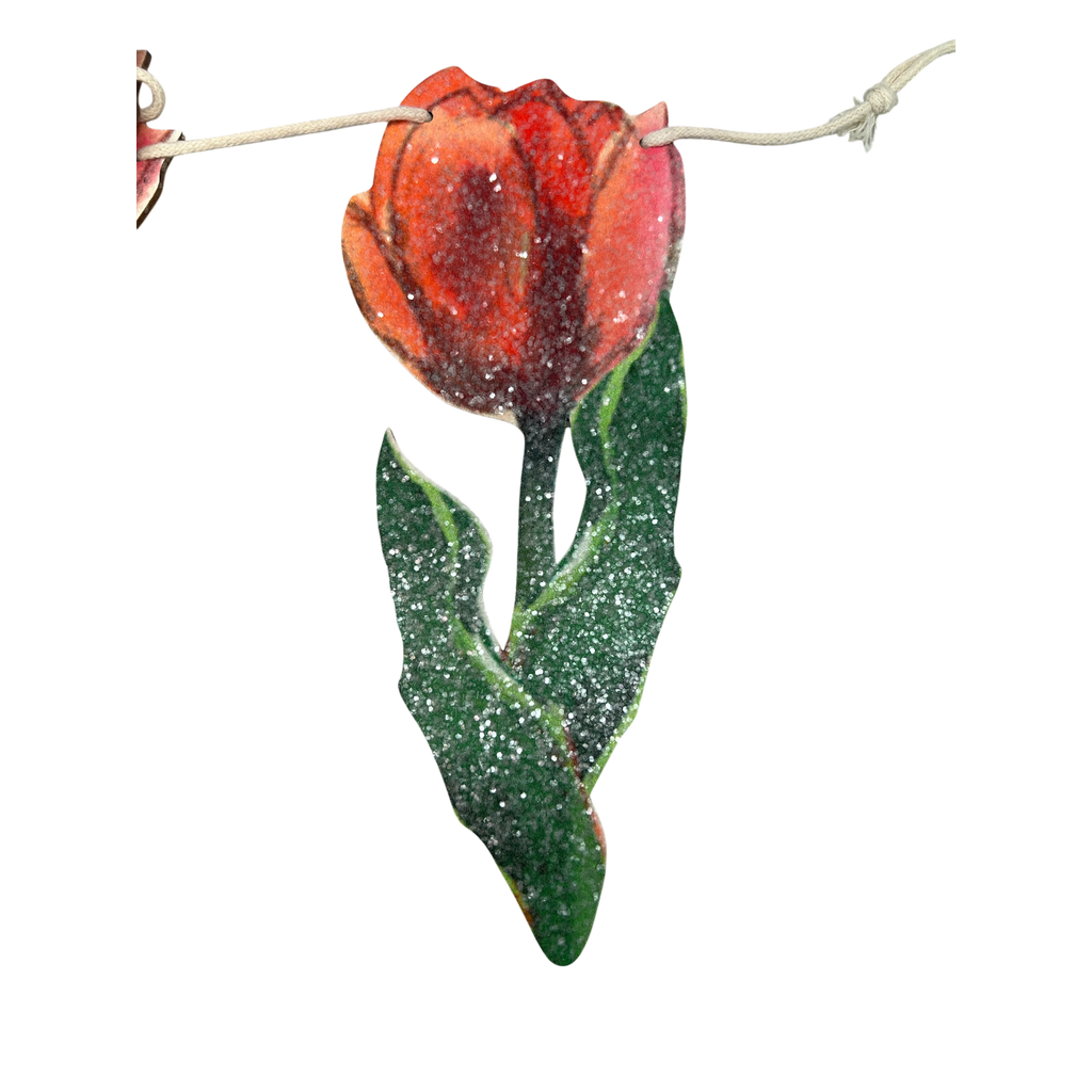 Wooden Tulip Garland - Red