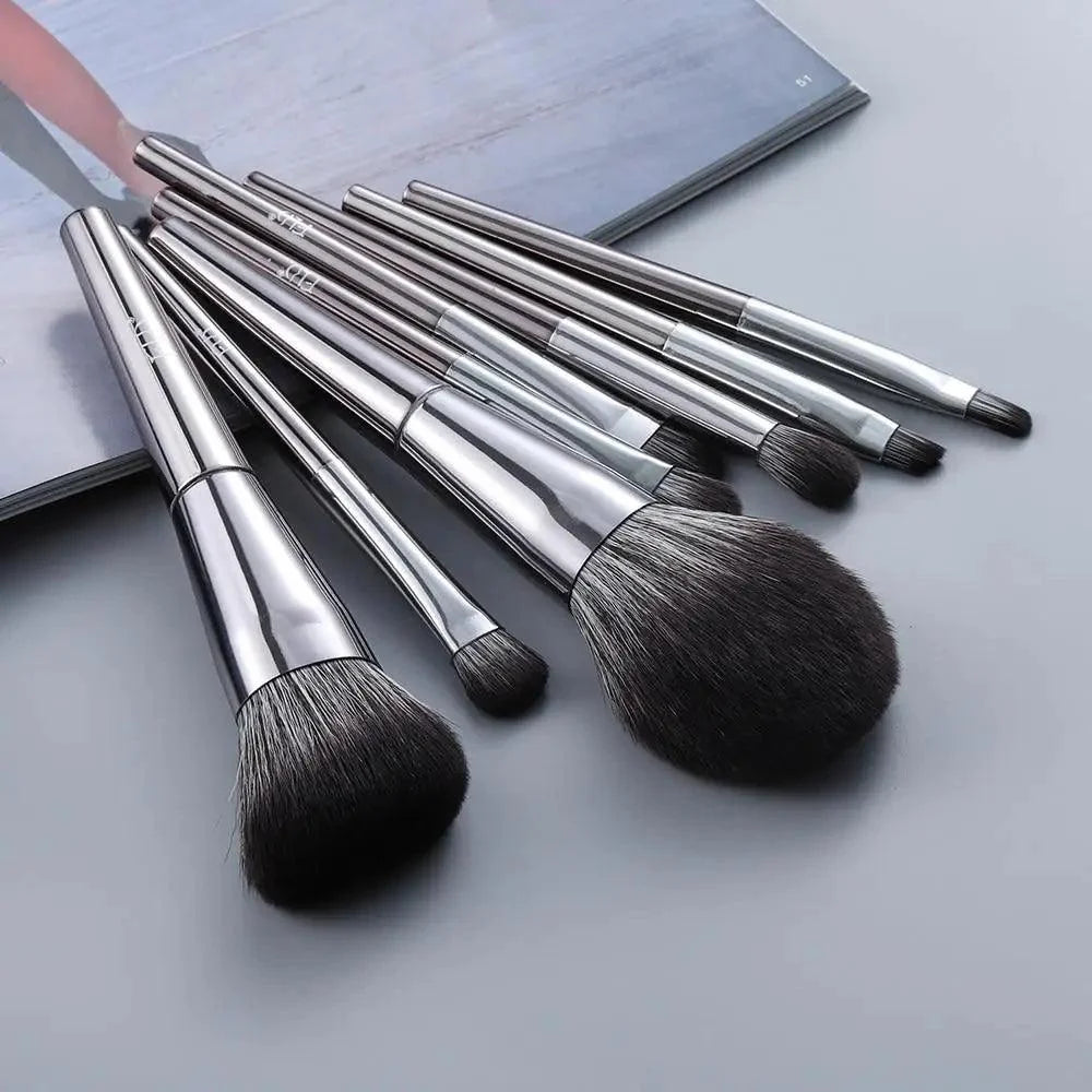 Sizzling 11/8pcs Natural Hair Green Makeup Brushes Foundation Powder Eyeshadow Eyebrow Brush Set Profesional Cosmetic Tool