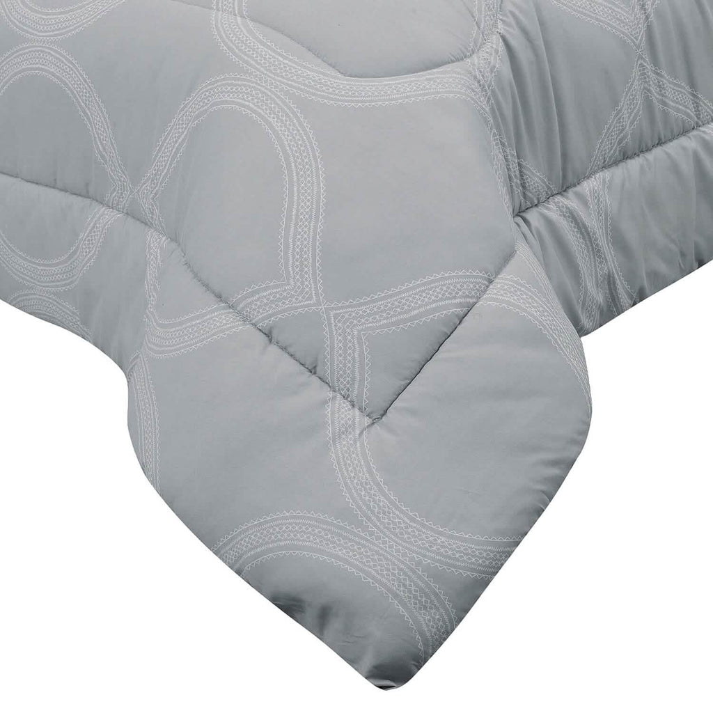 Sloane Street Ogee Bed in a Bag with Solid Reverse Comforter