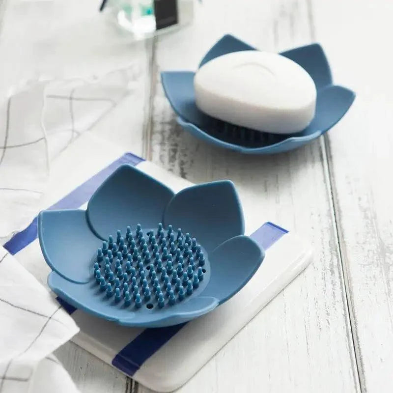 Soap Box Lotus Shape Non-slip Portable Silicone for Water Draining Solid Color Draining Soap Dish Bathroom Accessories otus Flowers Soap Dish with Drain Silicon Soap Holder Non-Slip Flexible Soap Tray for Bathroom Shower