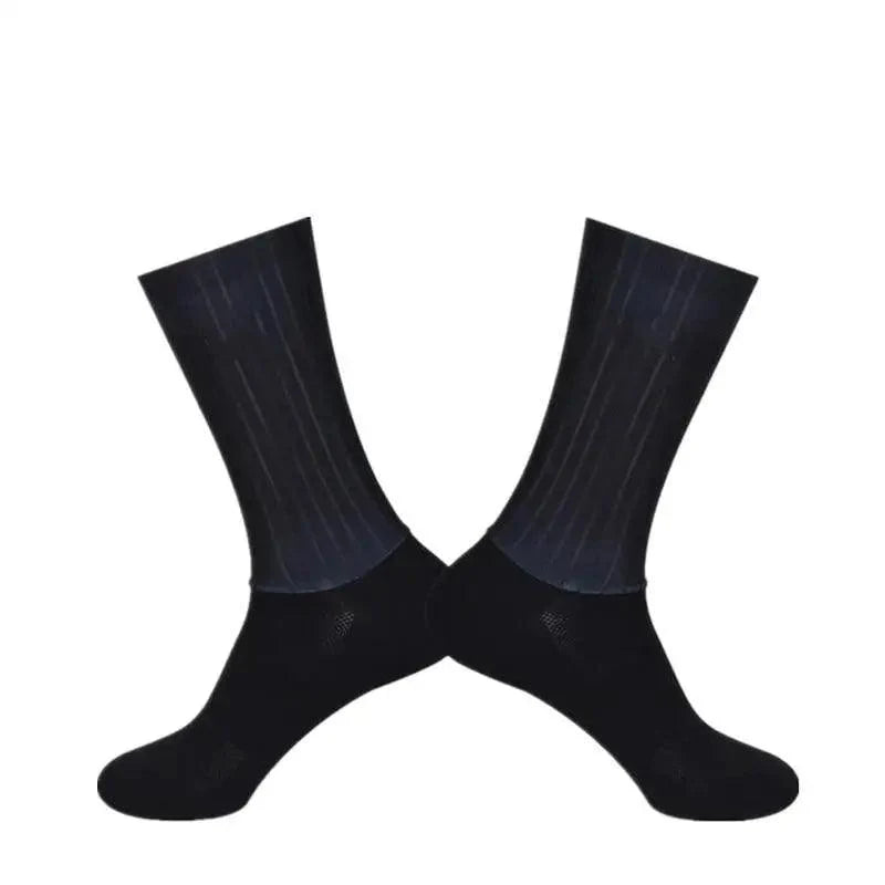 Stylish Summer  Breathable Cycling Socks For Men Anti Slip Seamless Sports Cycling Socks For Men Modern Design Running Sports Socks