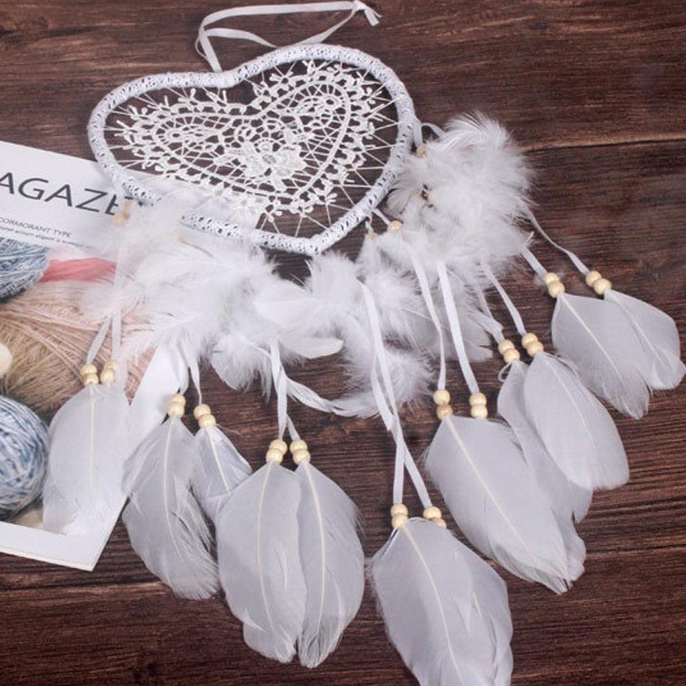 Traditional  Heart Shape Creative Handmade Vintage Dream-catcher Wedding Decoration Wind Chimes Party Feather Room Decor With Feathers Wall & Car Hanging Ornament Heart Shaped For Gift Memorial Photography Festival