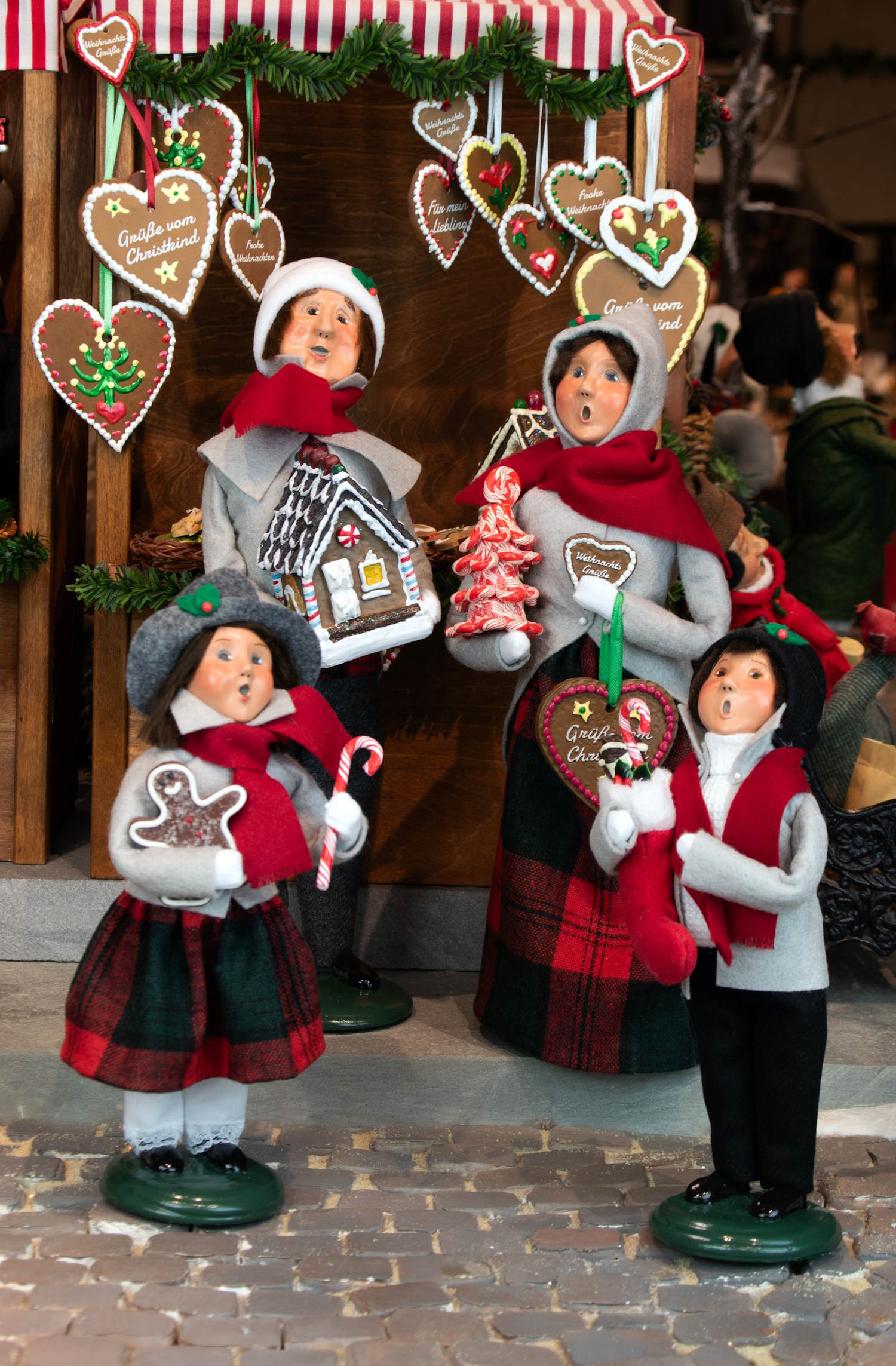 Byers' Choice Sweets Family 2024 -