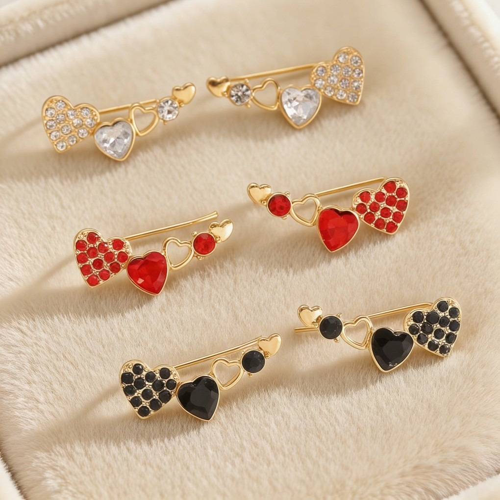 Vintage Light Luxury Heart Zircon Earrings