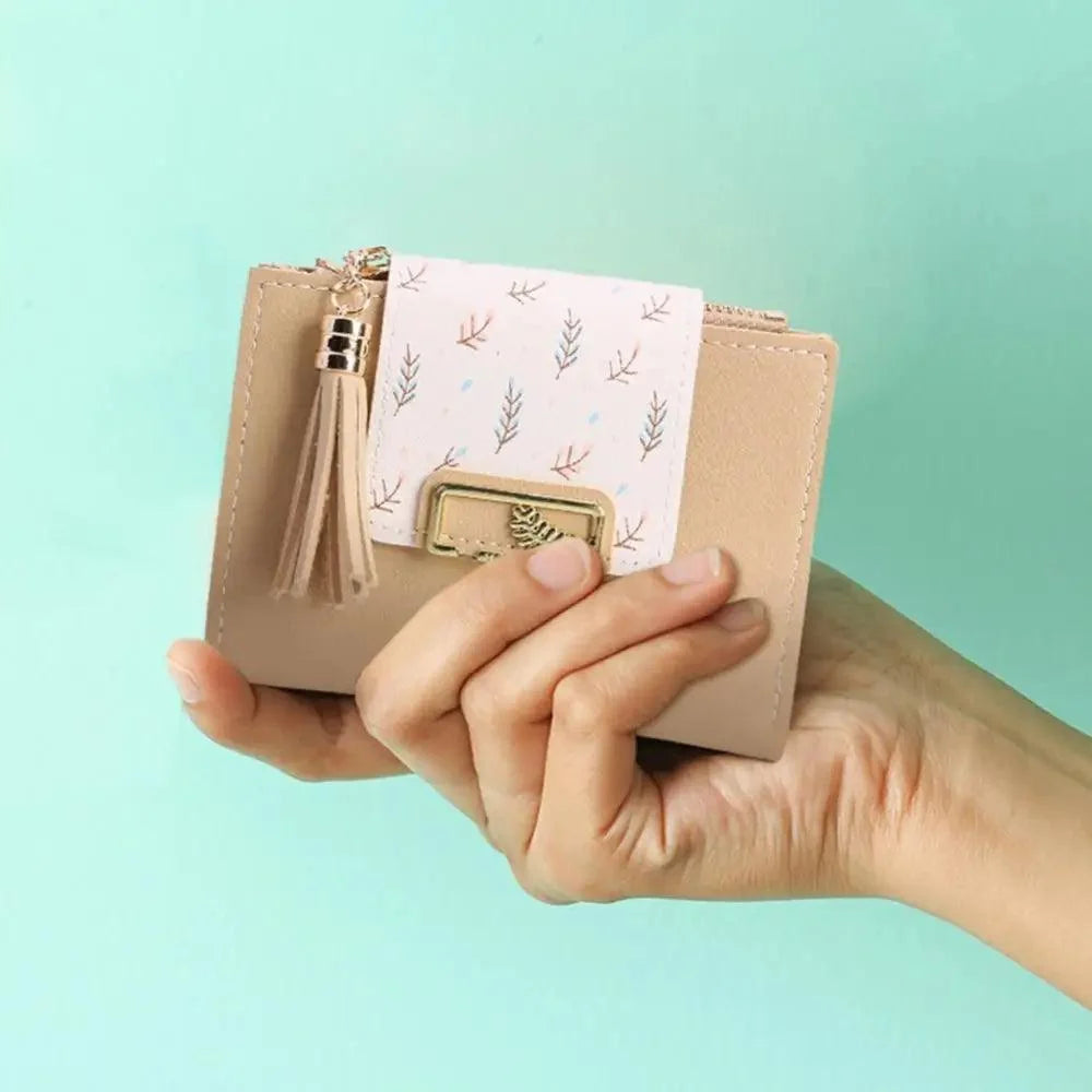 Women Pink PU Leather Short Wallet Trendy New Fashion  Vintage Mini Purses Cute Feather Design Wallets