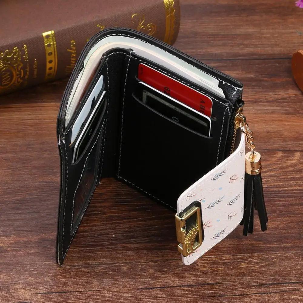Women Pink PU Leather Short Wallet Trendy New Fashion  Vintage Mini Purses Cute Feather Design Wallets