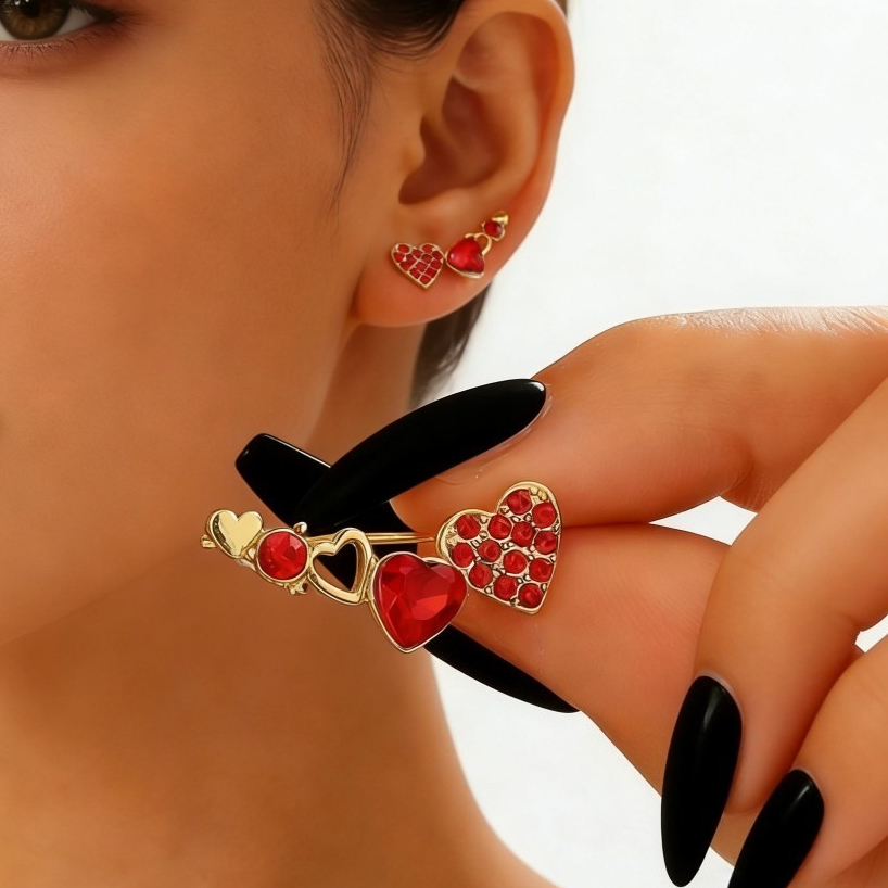 Vintage Light Luxury Heart Zircon Earrings